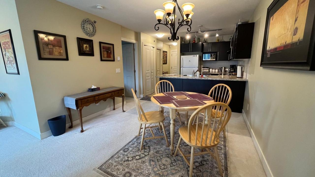 Waterscapes Resort Kelowna 2 Full Bedrooms Suite Vacation Rentals, Short Term Rentals. ภายนอก รูปภาพ