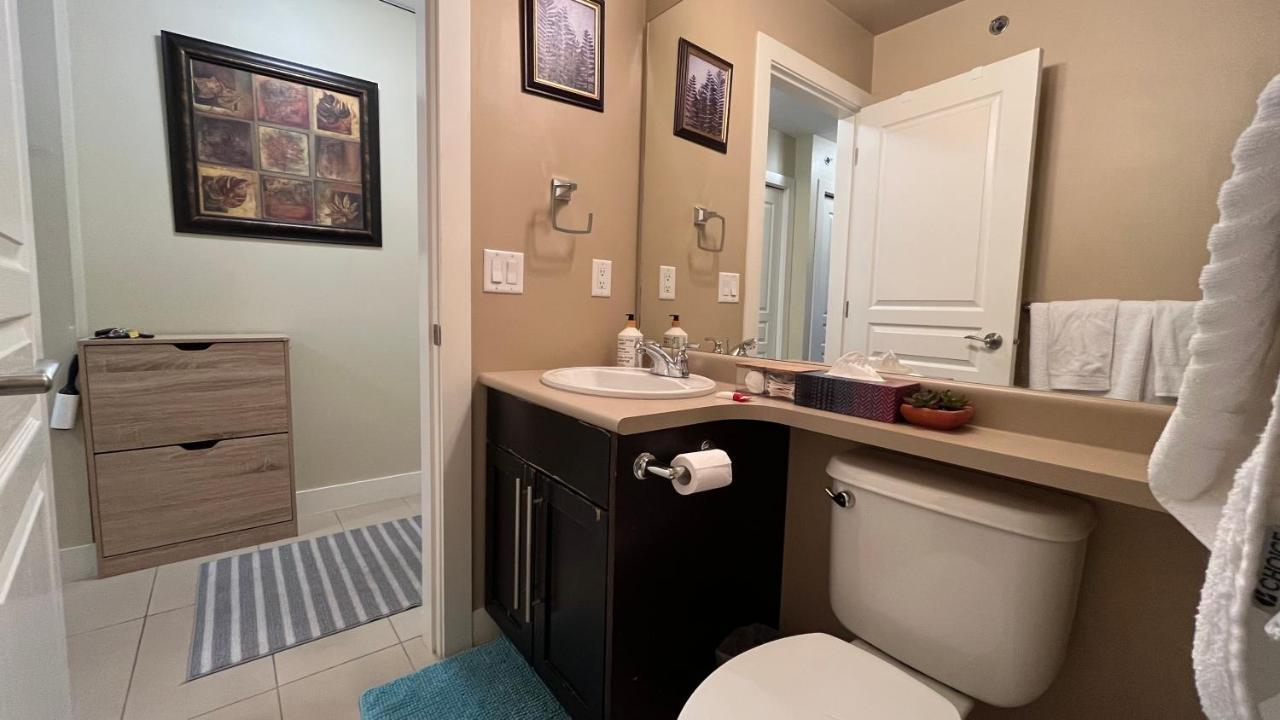 Waterscapes Resort Kelowna 2 Full Bedrooms Suite Vacation Rentals, Short Term Rentals. ภายนอก รูปภาพ